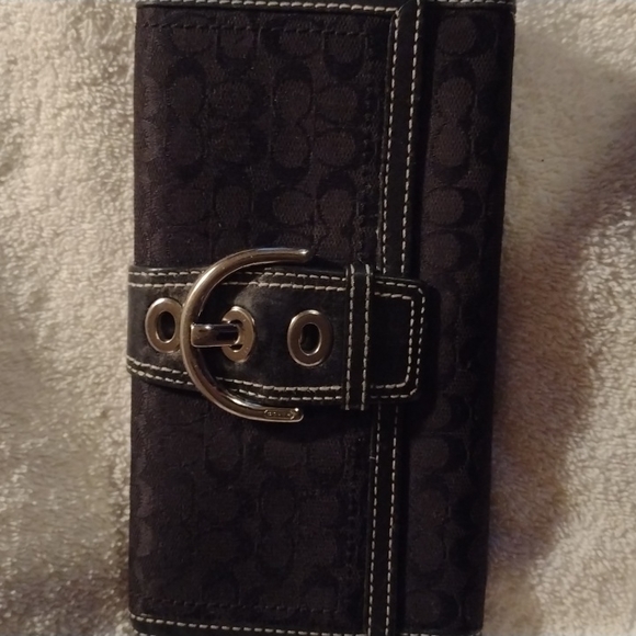 Coach Bags Authentic Vintage Coach Buckle Wallet Poshmark